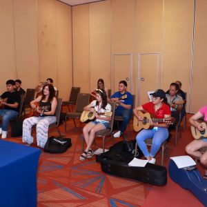 Taller de guitarra al calor del mariachi - Nuevo Tecalitlán
